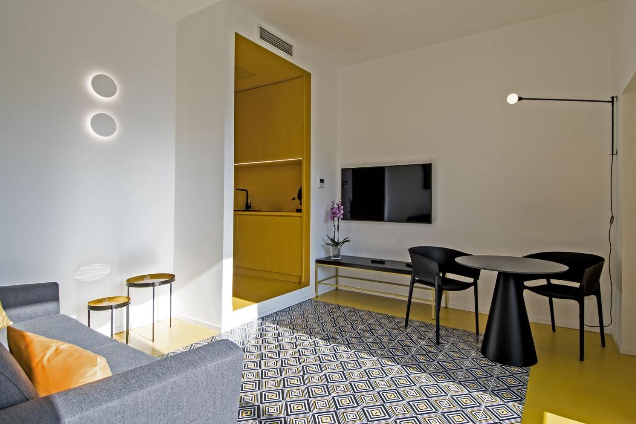 Toraldo Suites - Dimore Partenopee 나폴리 외부 사진